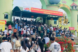 Thái Nguyên ghi nhận mức tăng trưởng ấn tượng về lượng khách và doanh thu dịp nghỉ lễ 30/4-01/5