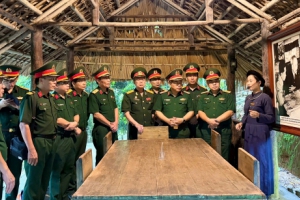 Cục Pháp chế, Bộ Quốc phòng về nguồn tại ATK Định Hóa trong những ngày tháng Tám lịch sử