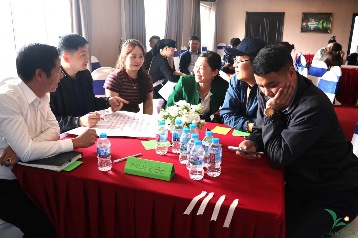 5d53111efc8172df2b90