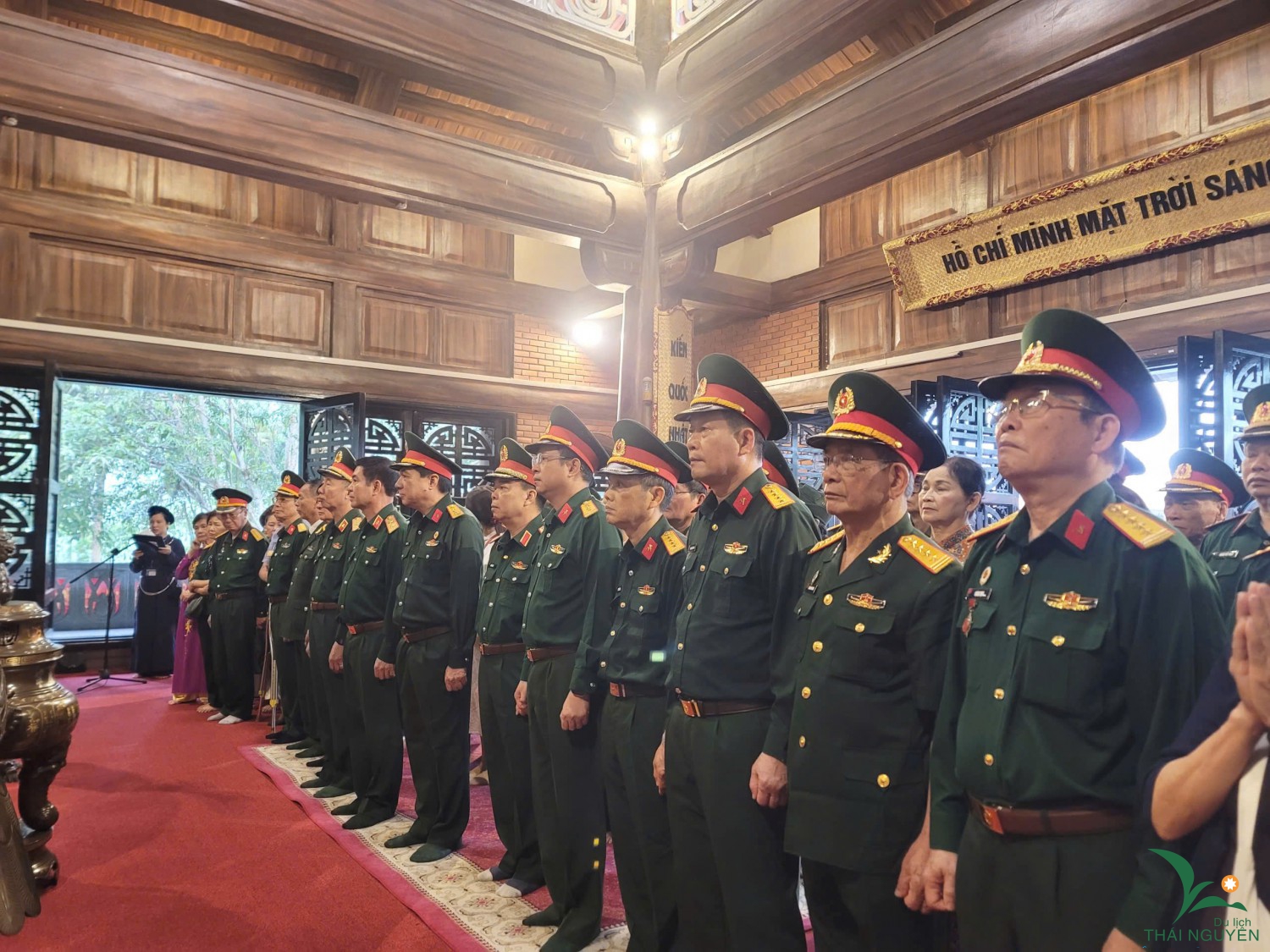 z7664013002323 dde64fb1e308adba55d751c3f8f394f4