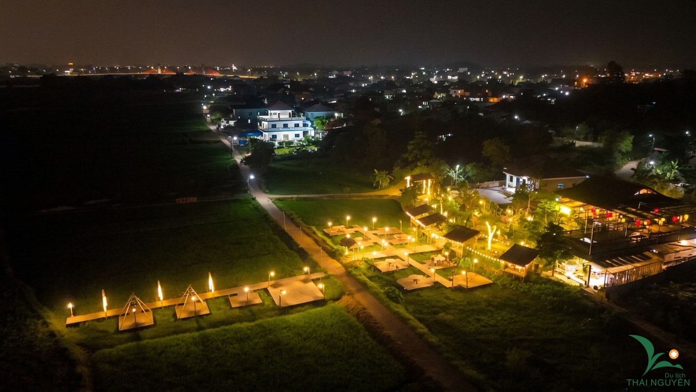 438ffb15ba633b3d6272