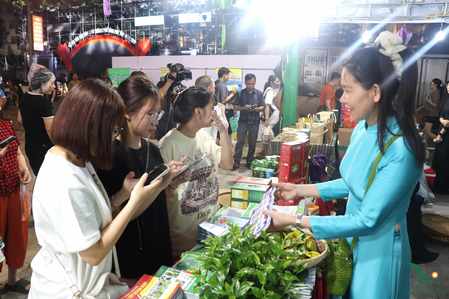 967e7ba2c1d0408e19c1